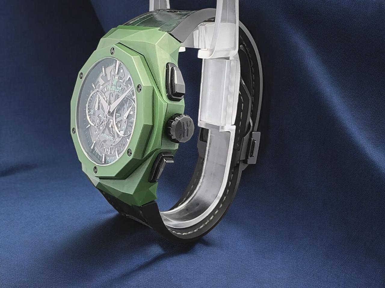 Hublot Classic Fusion Aerofusion CHRONOGRAPH ORLINSKI GREEN CERAMIC 45MM LIMITED EDITION - 99/100 Ref. 525.GX.0179.LR.ORL19 - view 3