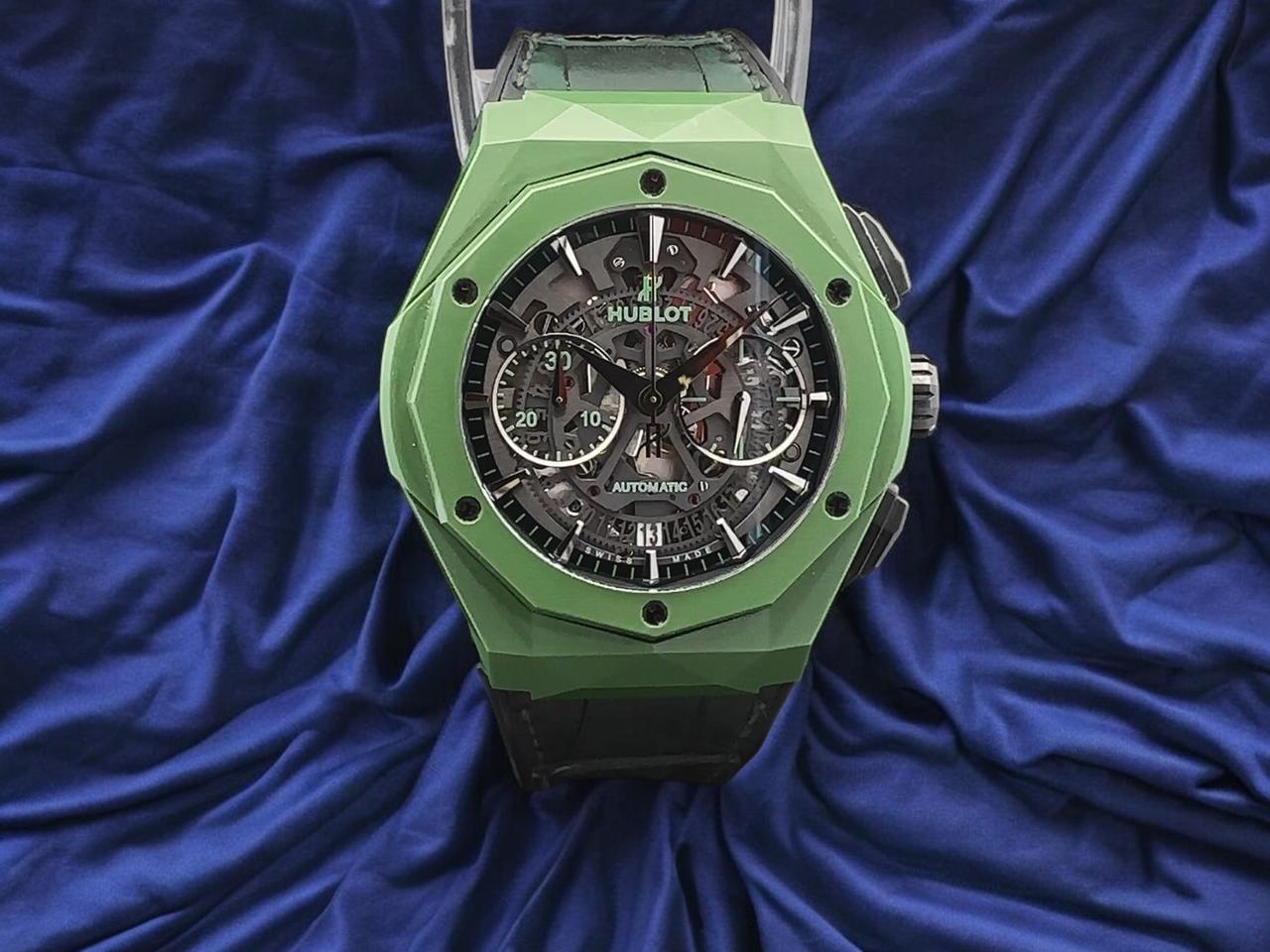 Hublot Classic Fusion Aerofusion CHRONOGRAPH ORLINSKI GREEN CERAMIC 45MM LIMITED EDITION - 99/100 Ref. 525.GX.0179.LR.ORL19 - view 16
