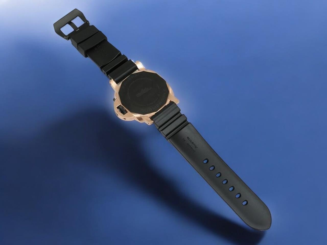 Panerai Submersible Quarantaquattro Goldtech Orocarbo PAM02070 Ref. PAM 02070 - view 5