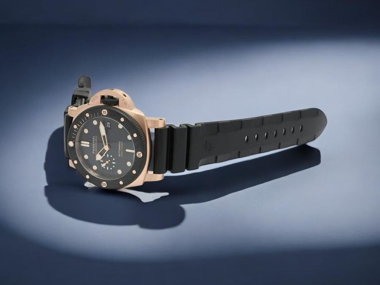 Panerai Submersible Quarantaquattro Goldtech Orocarbo PAM02070 Ref. PAM 02070 - view 3