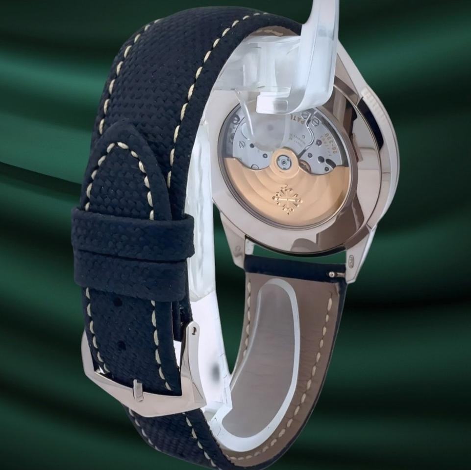 Patek Philippe Calatrava 5226G-001 Calatrava White Gold / Charcoal 40mm full set - view 9