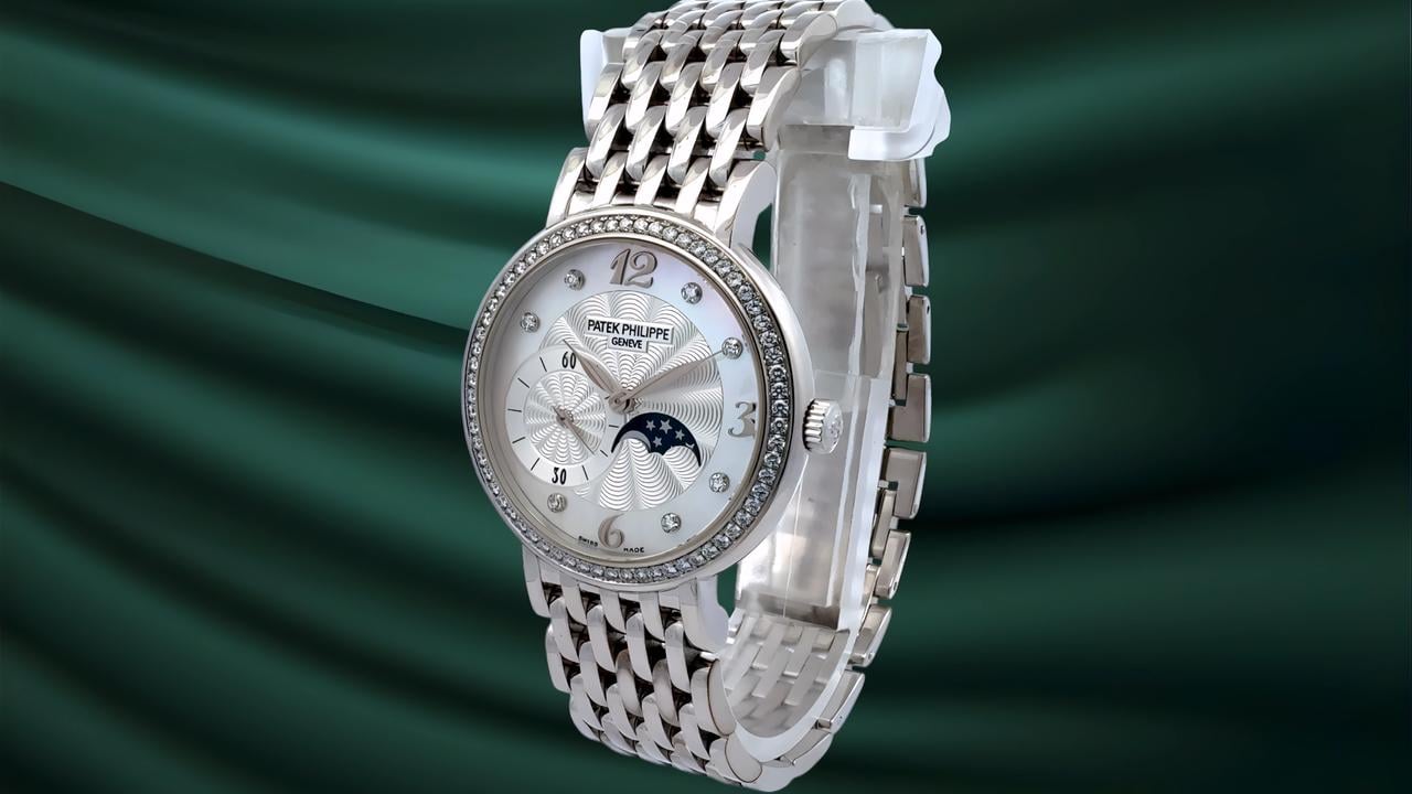 Patek Philippe Calatrava Moon Phase 4958 White Gold Manual 31mm Full Set Ref. 4958/1G-001 - view 2