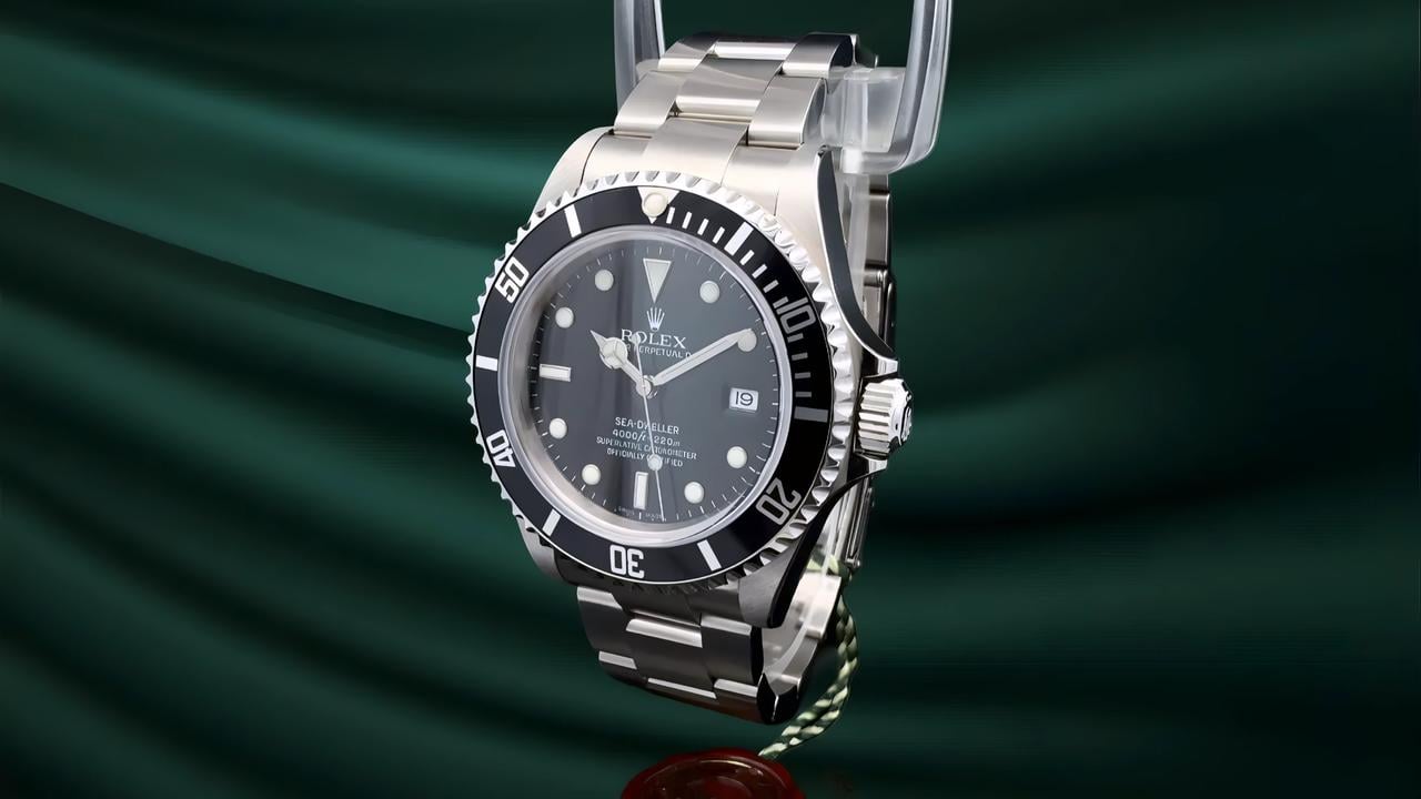 Rolex Sea-Dweller 4000 16600 SuperLuminova M SERIAL MK4 NEW OLD STOCK FULL SET - view 2