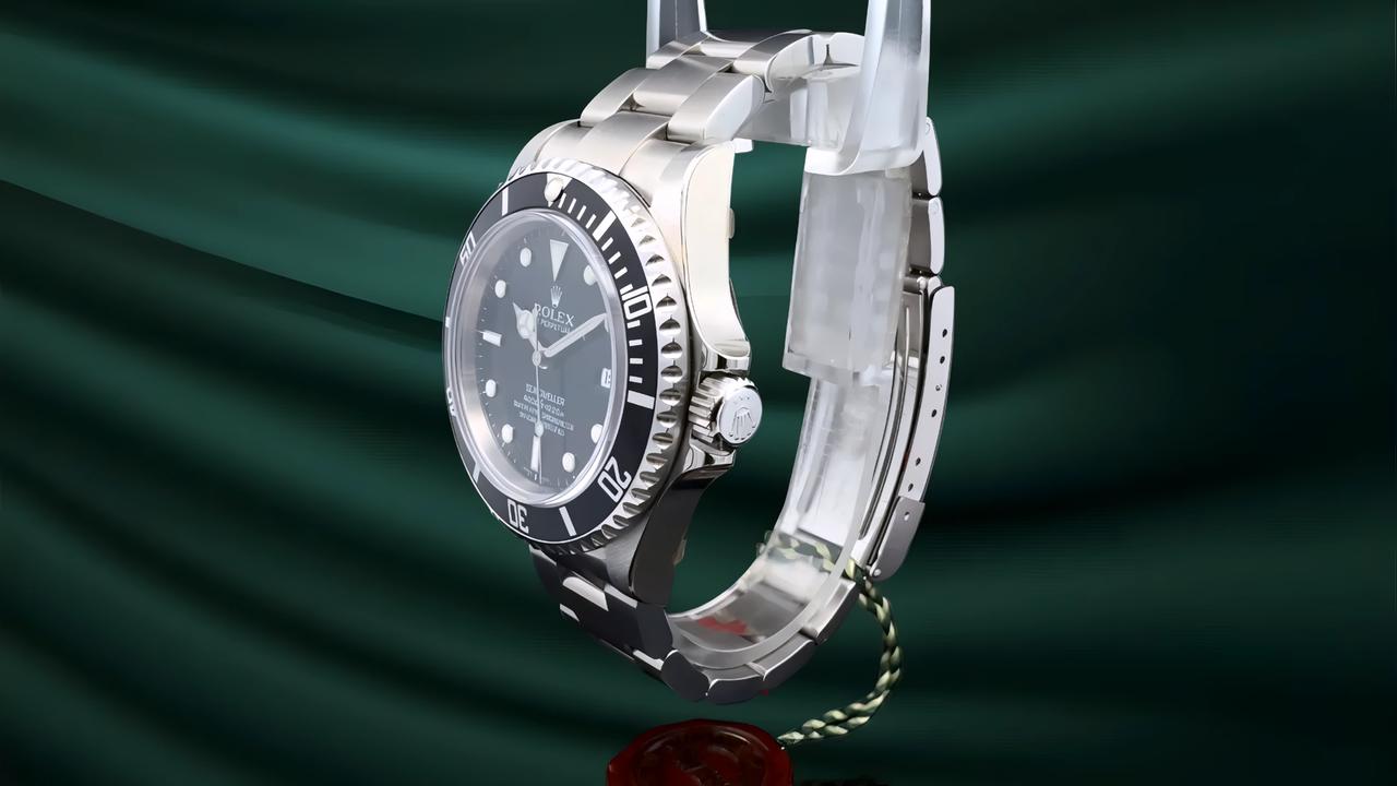 Rolex Sea-Dweller 4000 16600 SuperLuminova M SERIAL MK4 NEW OLD STOCK FULL SET - view 3
