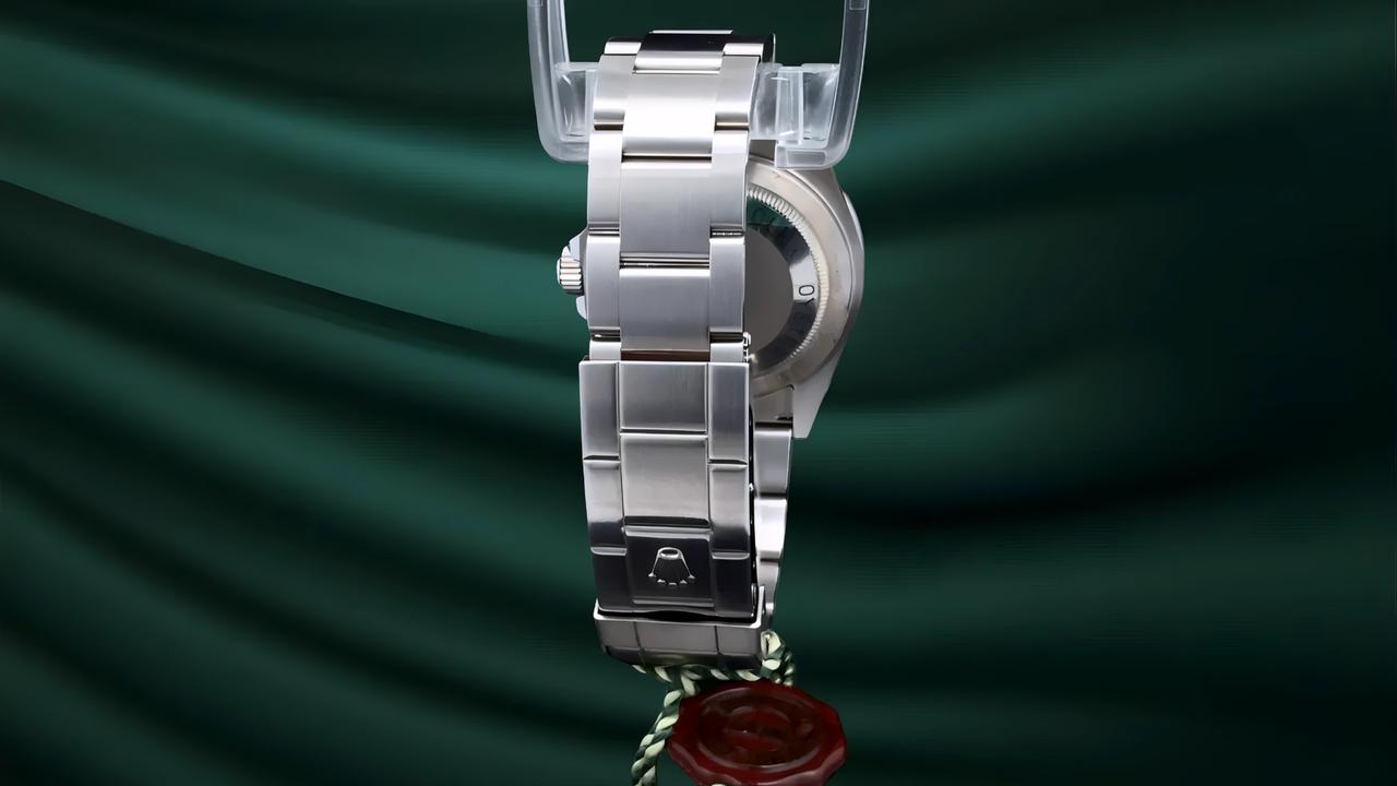Rolex Sea-Dweller 4000 16600 SuperLuminova M SERIAL MK4 NEW OLD STOCK FULL SET - view 9