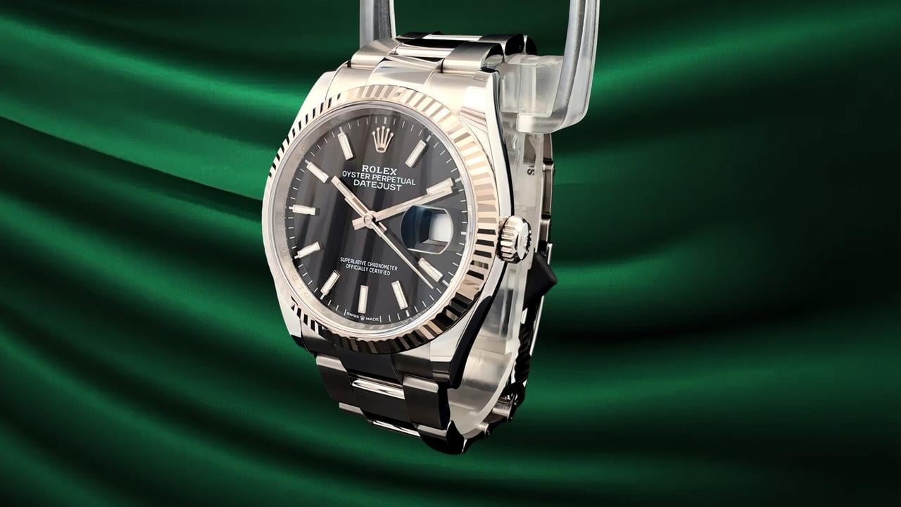 Rolex Datejust 126234-0016 Datejust 36 Stainless Steel / Fluted / Black / Oyster - view 2