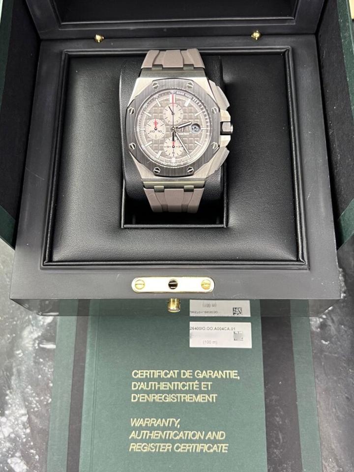 Audemars Piguet Royal Oak Offshore 44 Titanium / Ceramic / Grey / Rubber 26400IO Ref. 26400IO.OO.A004CA.01 - view 16