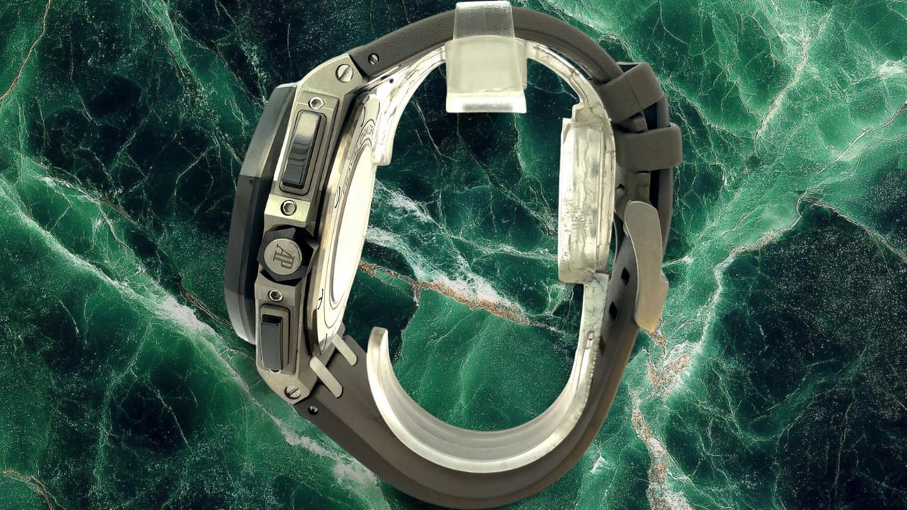 Audemars Piguet Royal Oak Offshore 44 Titanium / Ceramic / Grey / Rubber 26400IO Ref. 26400IO.OO.A004CA.01 - view 5