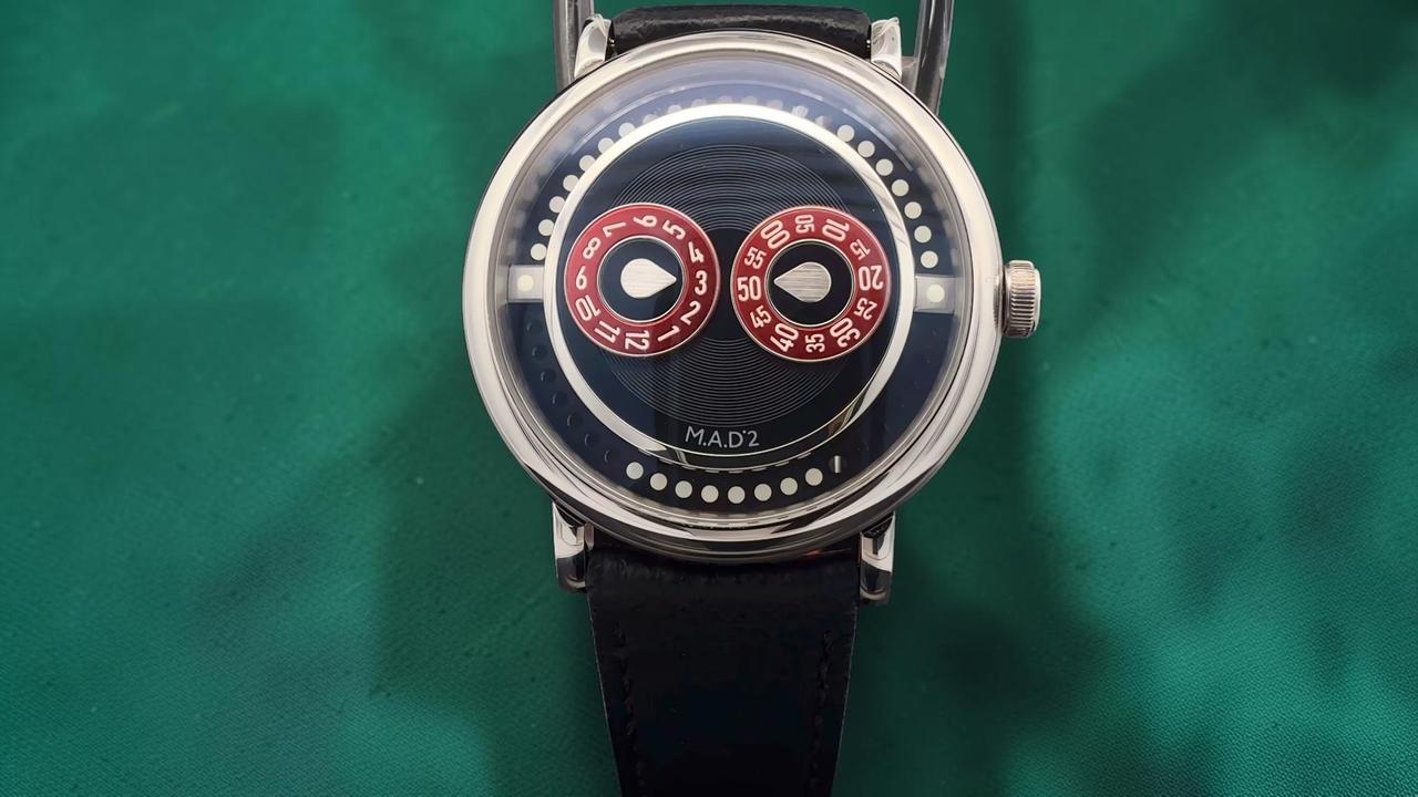 M.A.D. Editions Dial MB&f M.A.D. Edition 2 Eric Giroud R&B Ref. M.A.D.2